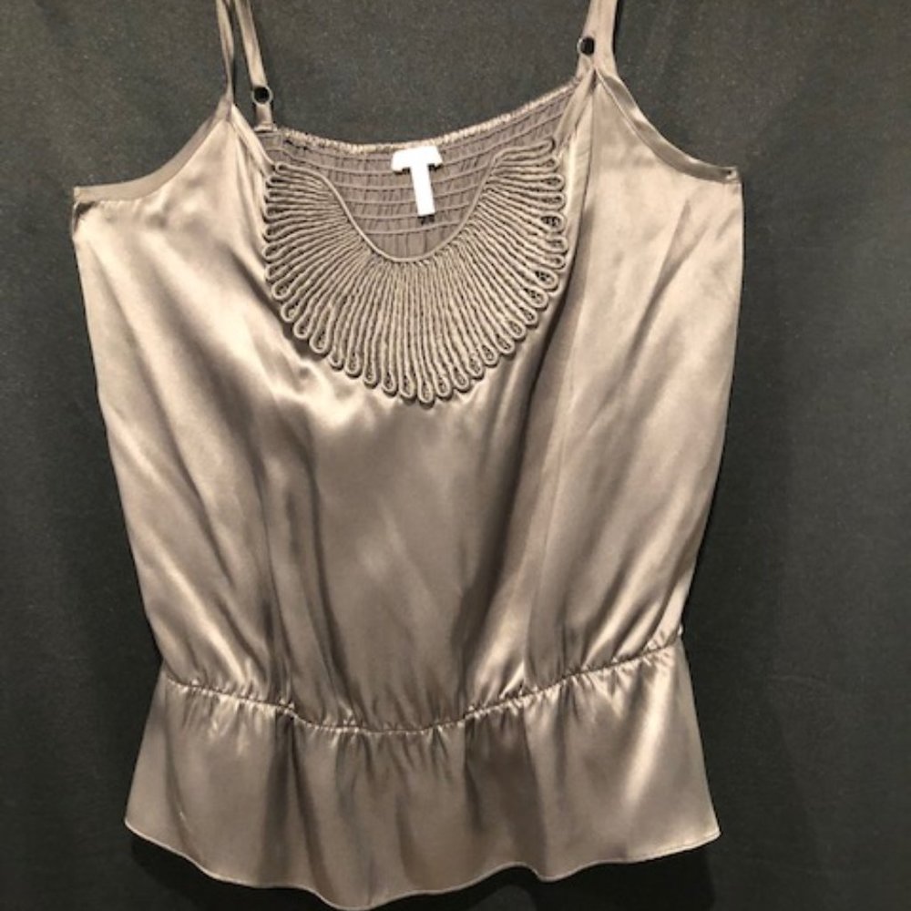 Flounce Top